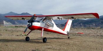 PZL-104 ウィルガ キット ラジコン飛行機